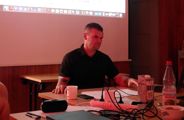 Der Dozent Johannes Spohr gibt uns einen kurzen Input zu Recherchemöglichkeiten in Archiven