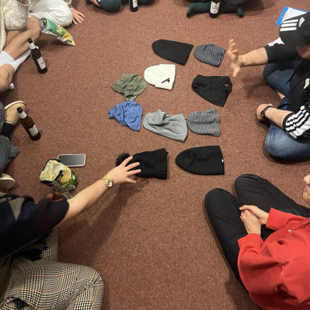 Mützenspiel beim Offenen Aktiventreffen